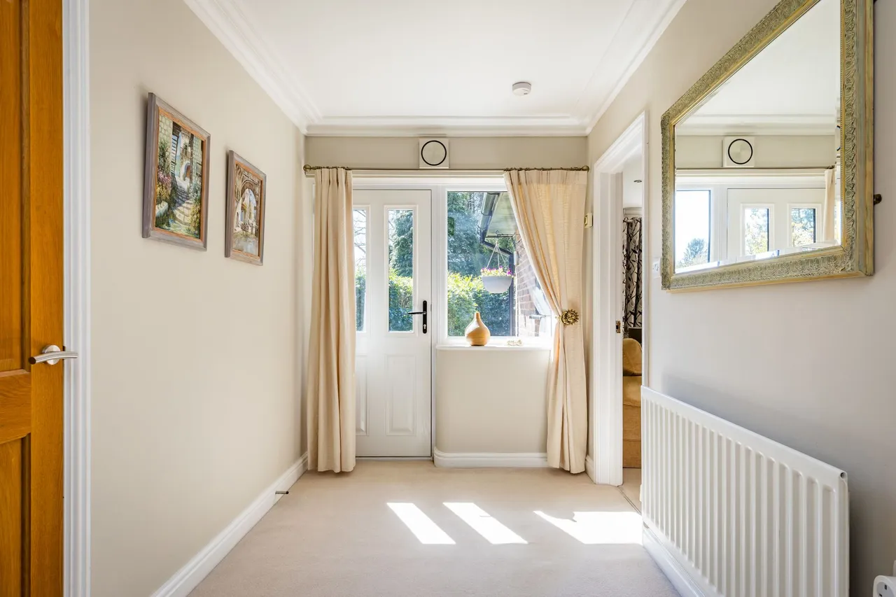 Bunch Lane, Haslemere, GU27, photo 14