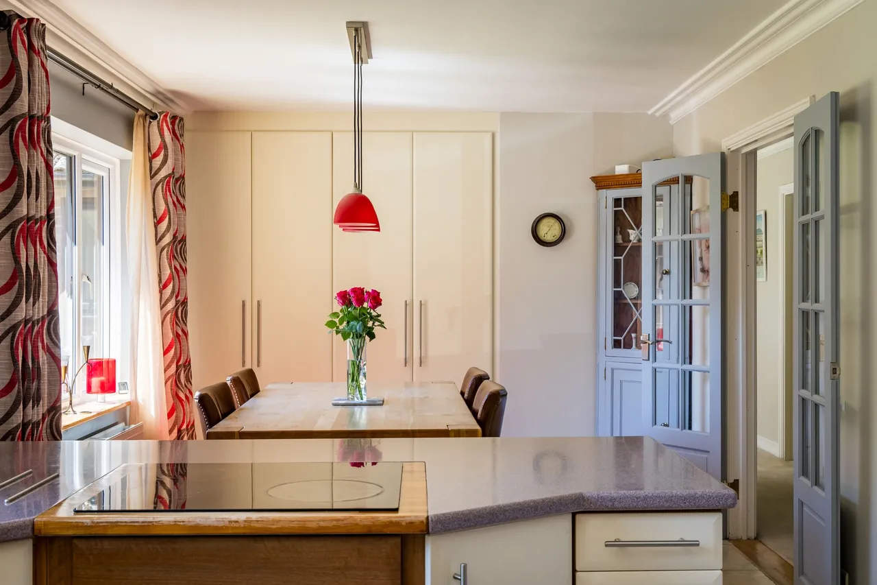 Bunch Lane, Haslemere, GU27, photo 10