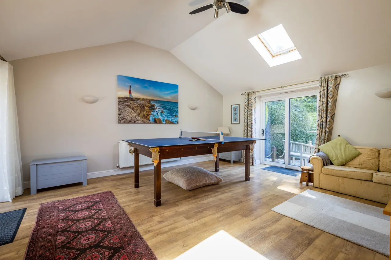 Bunch Lane, Haslemere, GU27, photo 7