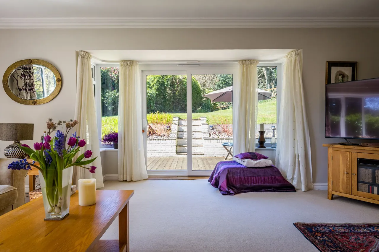 Bunch Lane, Haslemere, GU27, photo 2