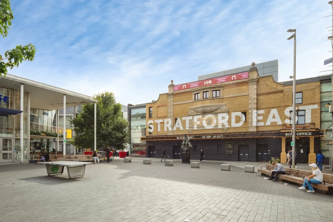 Gerry Raffles Square, London, E15, photo 21
