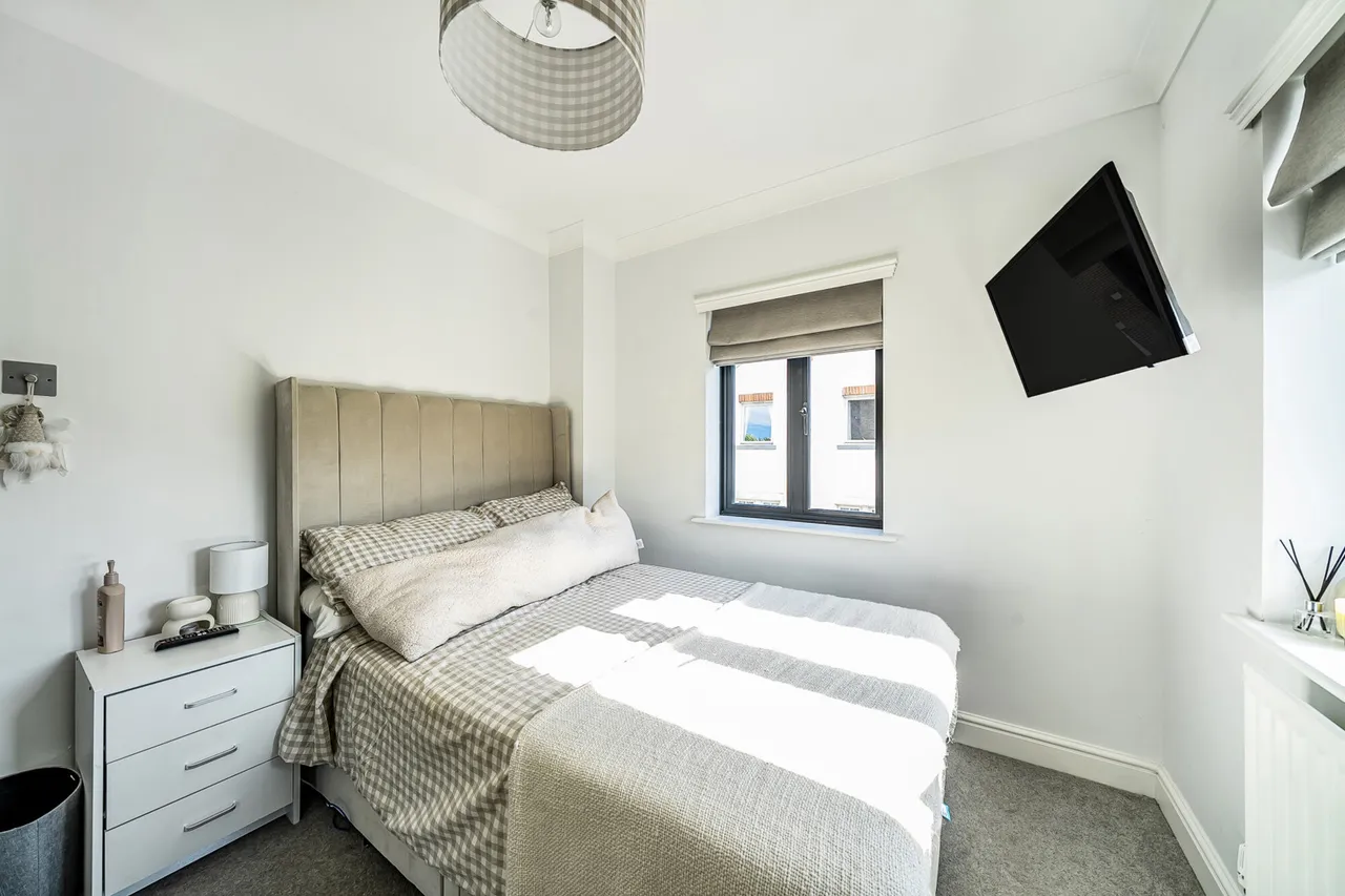 Linden Square, Harefield, UB9, photo 4