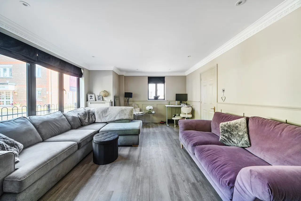Linden Square, Harefield, UB9, photo 16