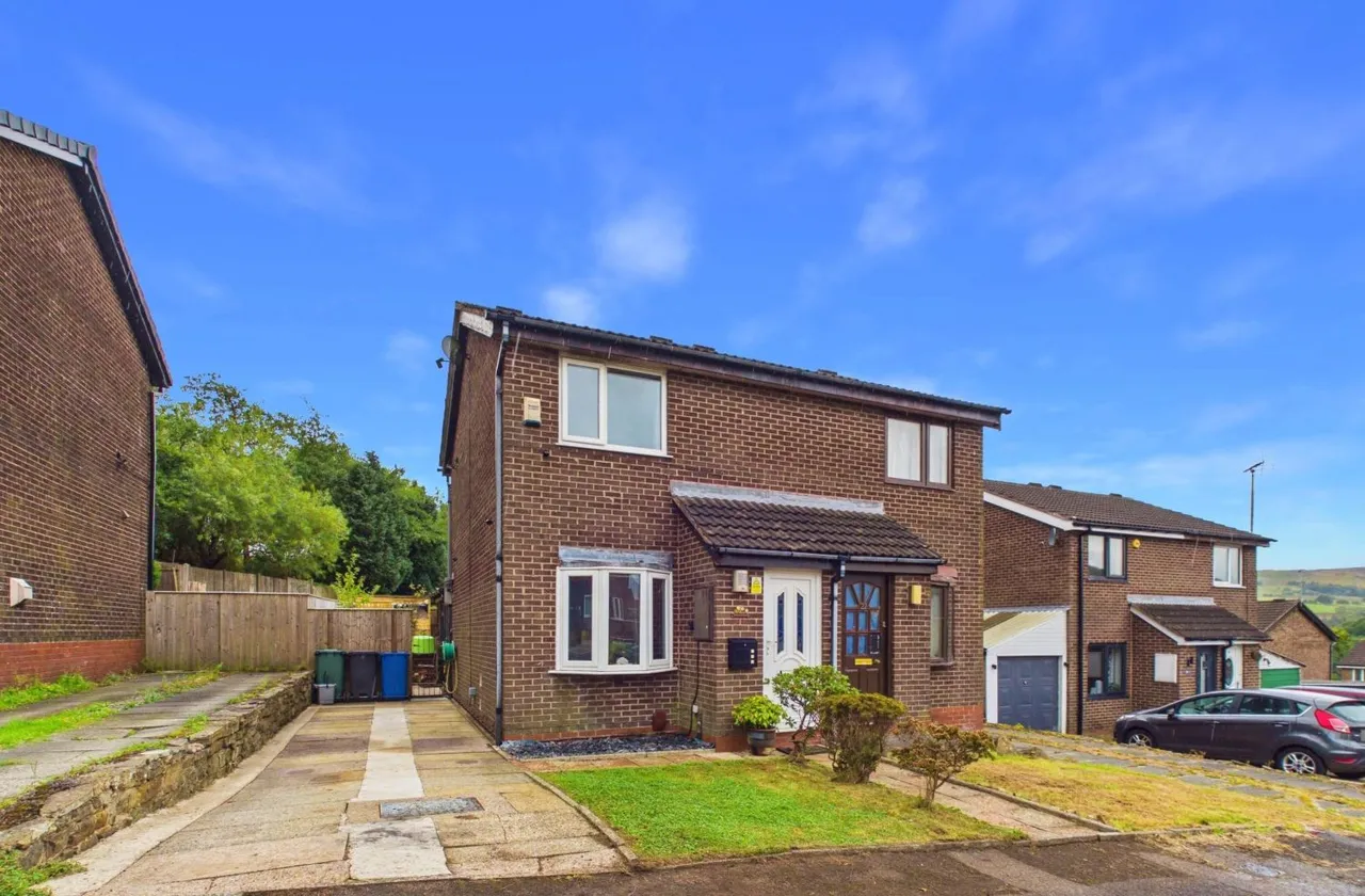 2 bed house for sale, Osborne Way, Helmshore, BB4