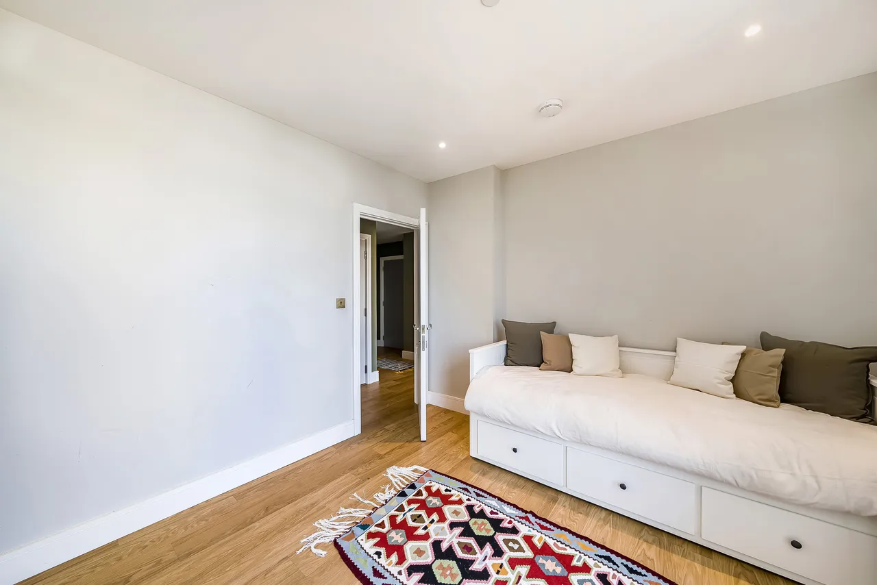 London, SW17, photo 10
