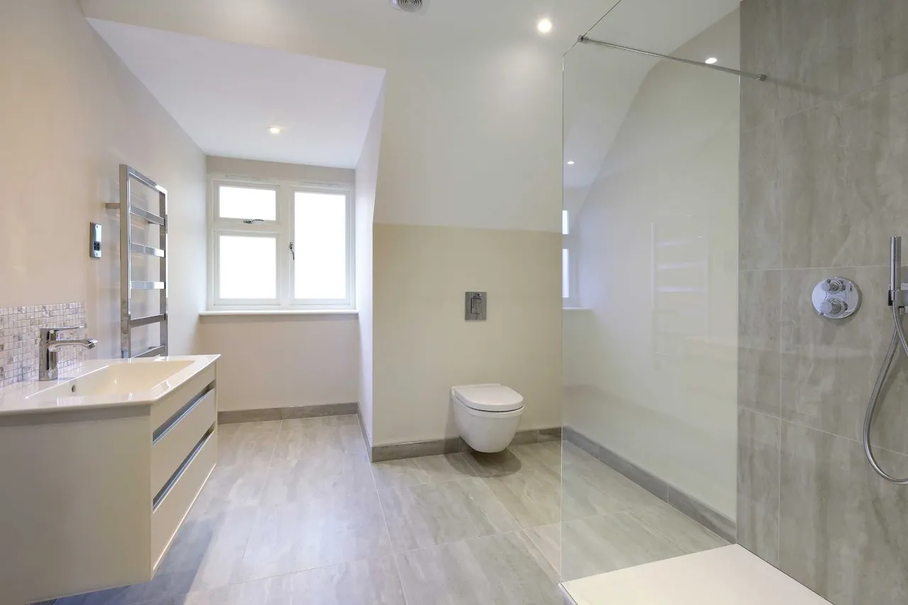 Gregories Road, Beaconsfield, HP9, photo 20