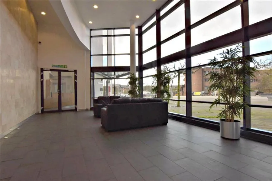 Wells Crescent, Marconi Plaza, CM1, photo 6