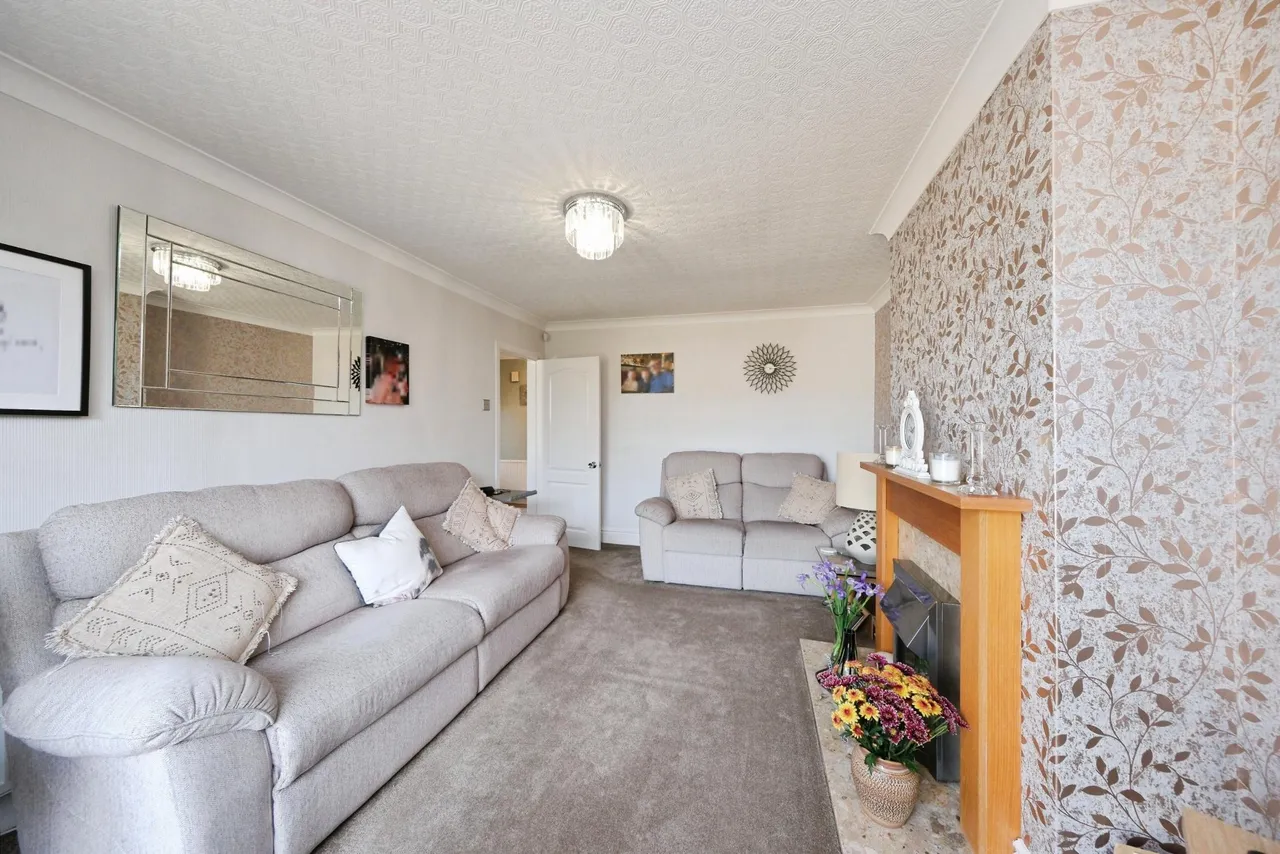 Wheatfield Crescent, Mansfield, NG19, photo 7