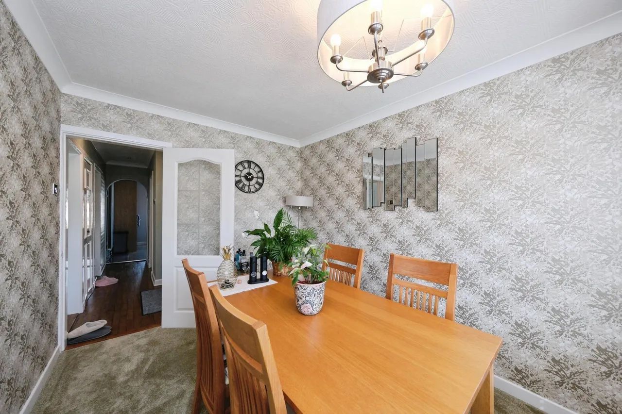 Wheatfield Crescent, Mansfield, NG19, photo 9