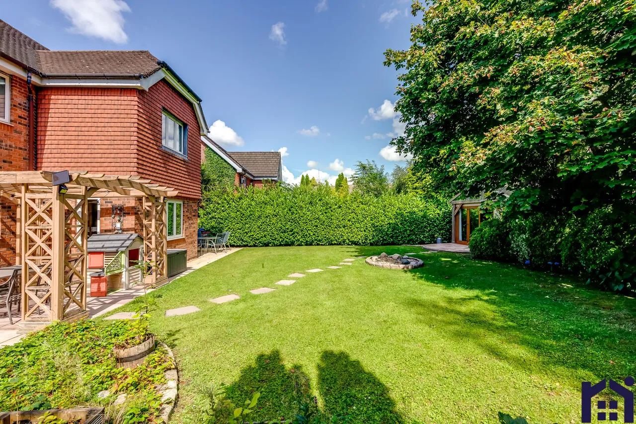 Hardacre Lane, Whittle-Le-Woods, Chorley, PR6 7PQ, photo 25