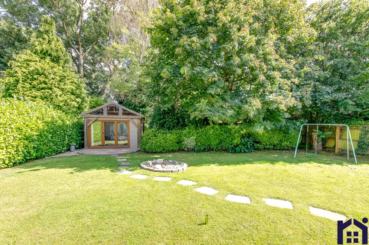 Hardacre Lane, Whittle-Le-Woods, Chorley, PR6 7PQ, photo 32