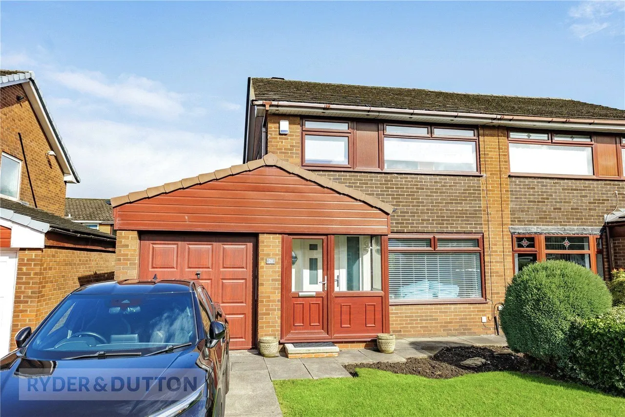 3 bed house for sale, Arnside Avenue, Chadderton, OL9