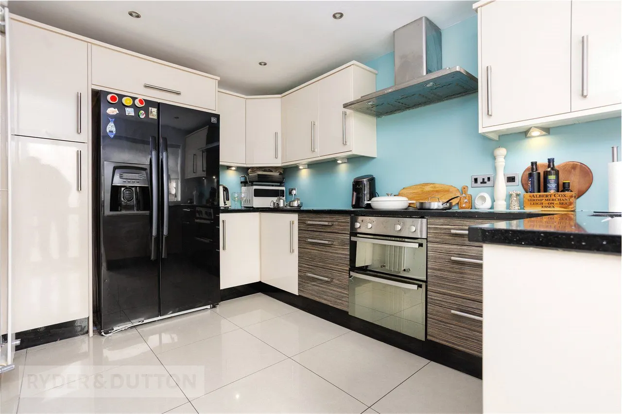 Arnside Avenue, Chadderton, OL9, photo 6