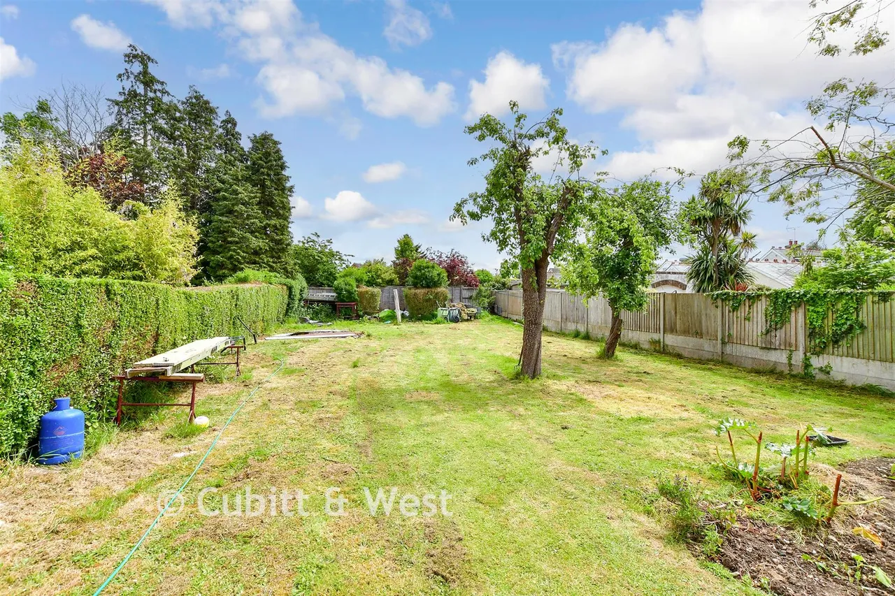 Stein Road, Emsworth, PO10, photo 13