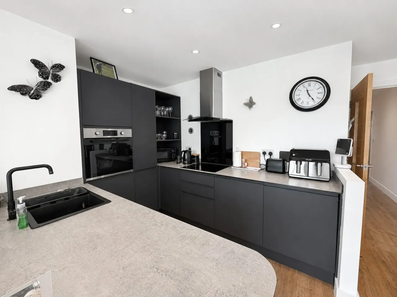 Hawks Road, Hailsham, East Sussex, BN27, photo 4
