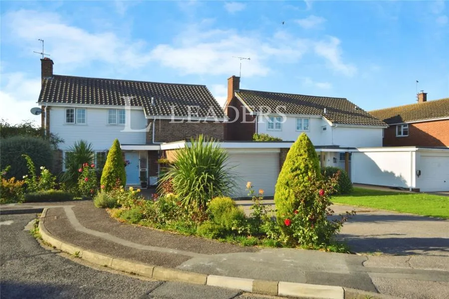 4 bed house for sale, Holt Drive, Wickham Bishops, CM8