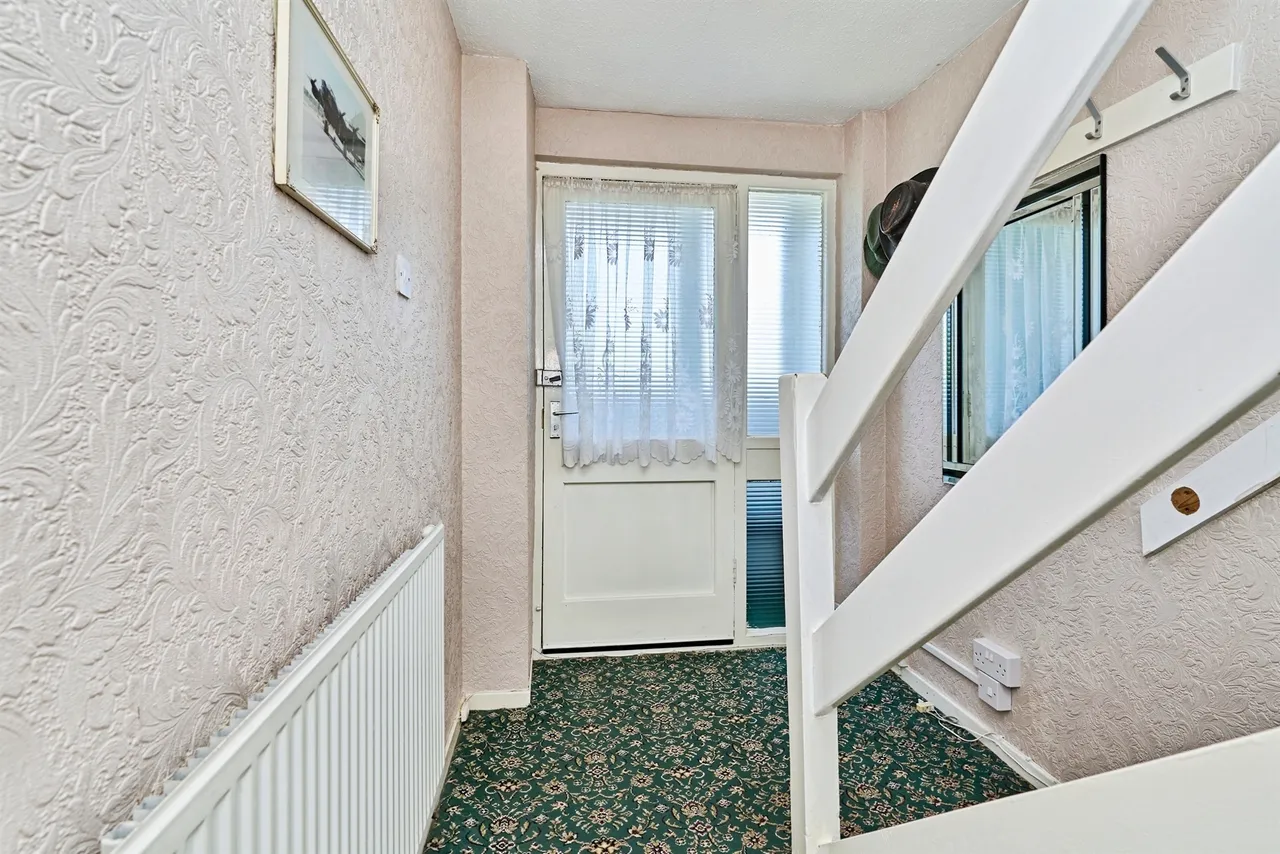 Holloway Bank, West Bromwich, B70, photo 9