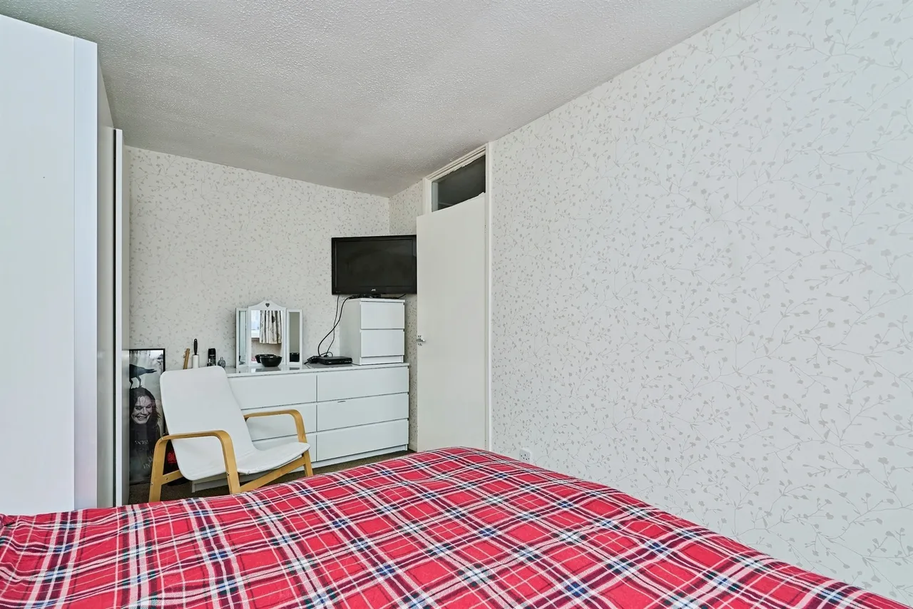 Holloway Bank, West Bromwich, B70, photo 14