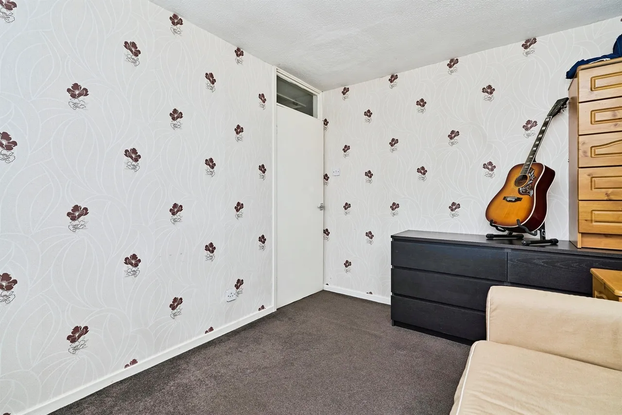 Holloway Bank, West Bromwich, B70, photo 18