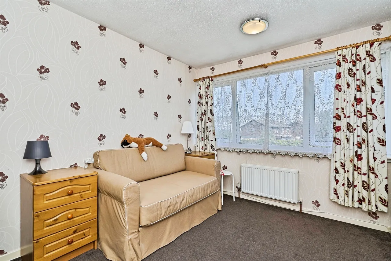 Holloway Bank, West Bromwich, B70, photo 16
