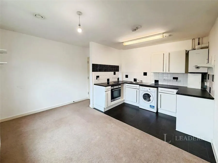Sarum Road, Luton, LU3, photo 2