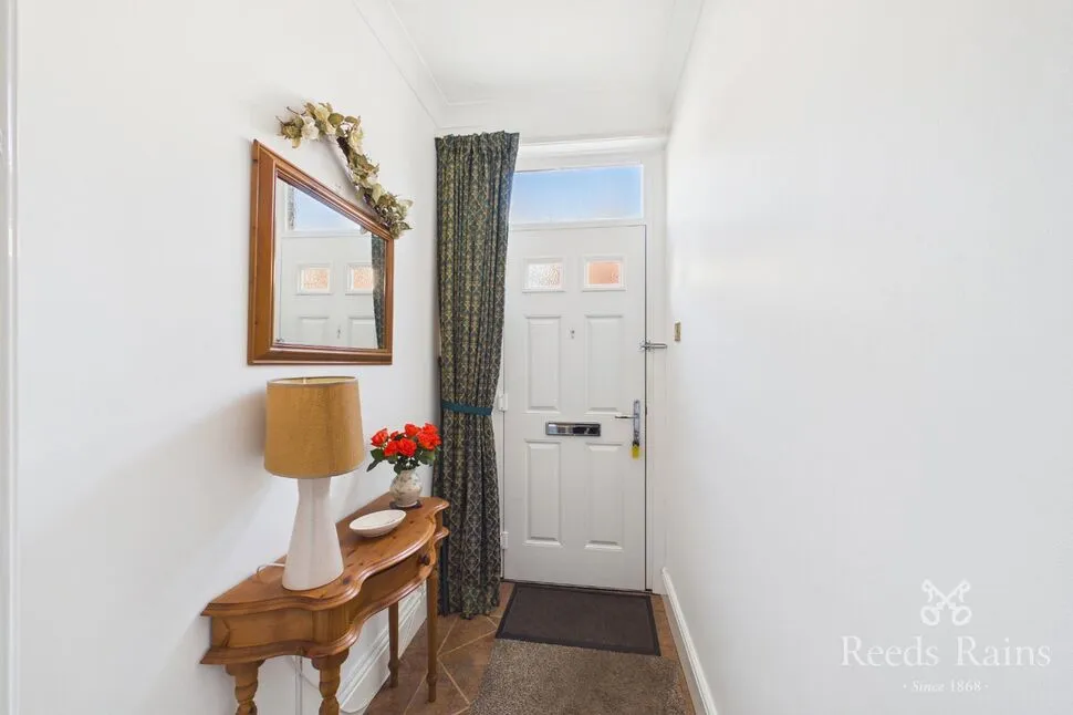 Broomcroft Road, Ossett, West Yorkshire, WF5, photo 9