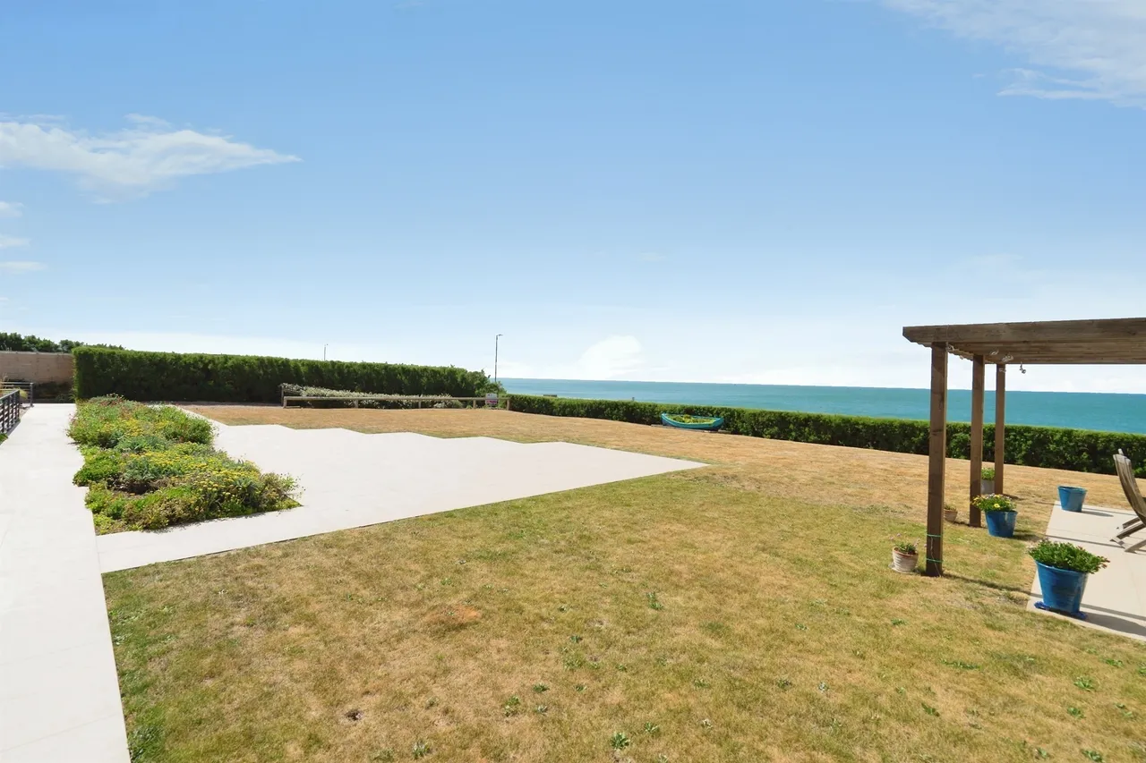 Claremont Road, Seaford, BN25, photo 22