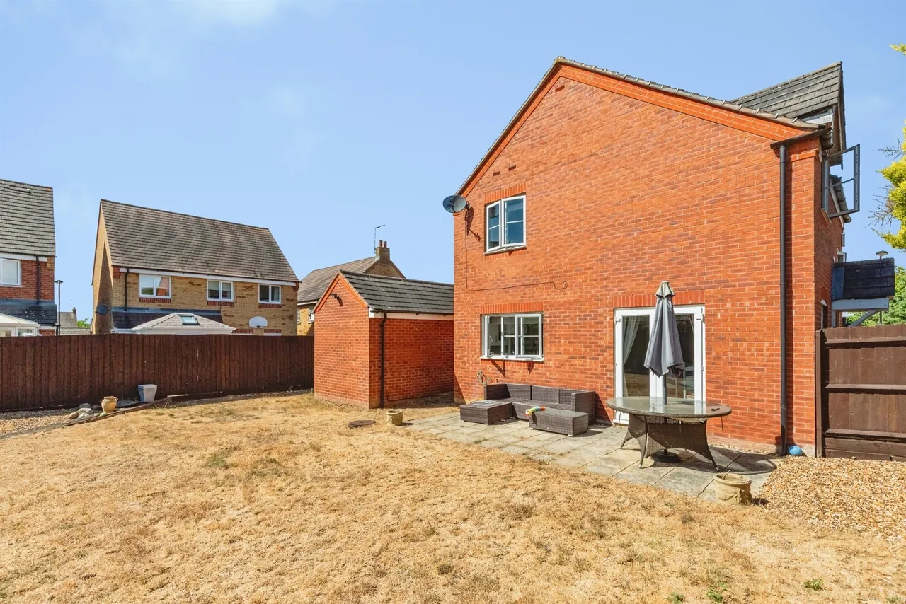 Hazel Copse, Northampton, NN4, photo 13