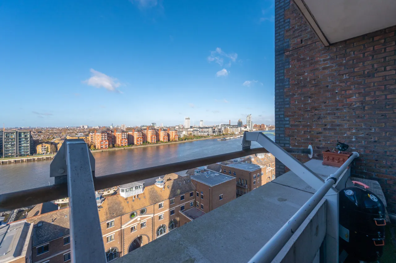 London, SW11, photo 15