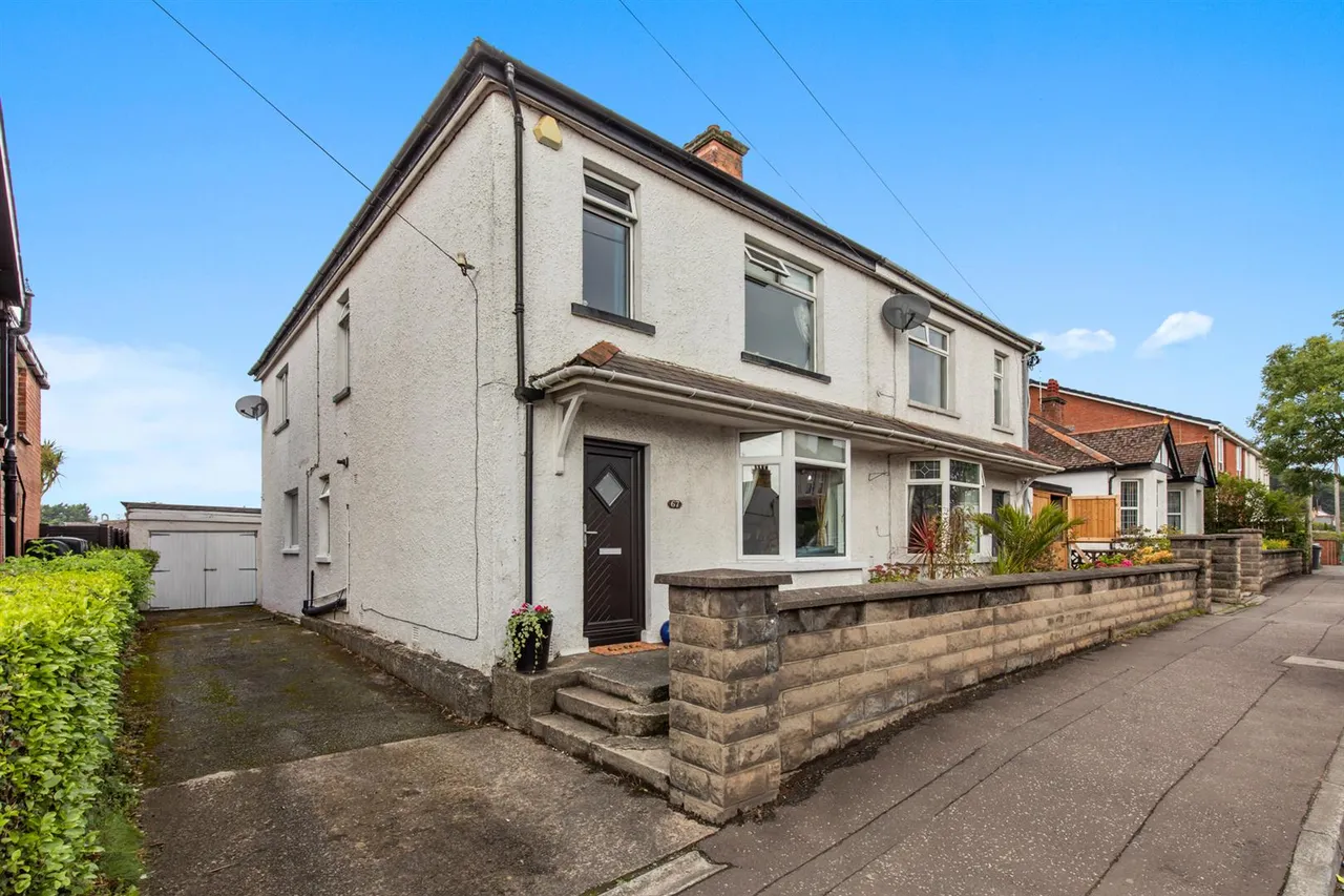 4 bed house for sale, Bangor Road, Newtownards, BT23