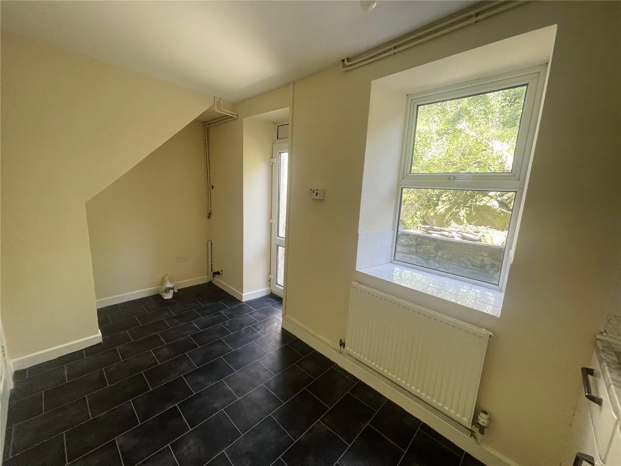 Pengelli Terrace, Blaenau Ffestiniog, LL41, photo 7