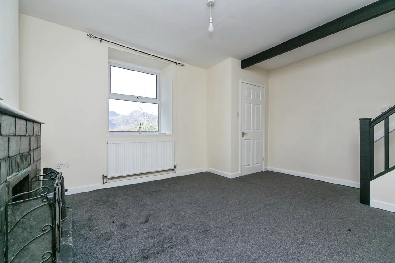 Pengelli Terrace, Blaenau Ffestiniog, LL41, photo 26