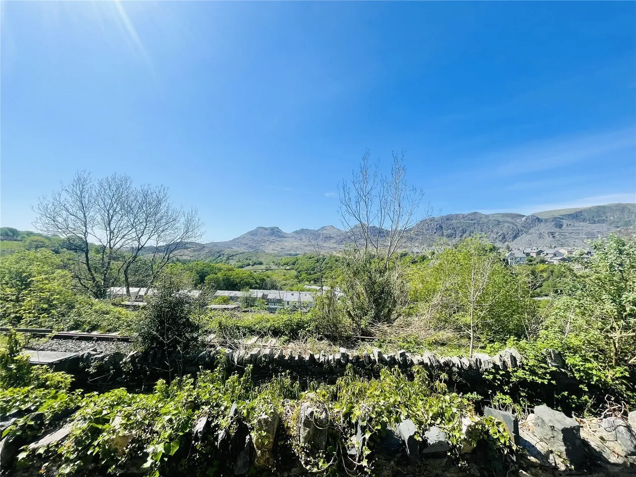 Pengelli Terrace, Blaenau Ffestiniog, LL41, photo 13