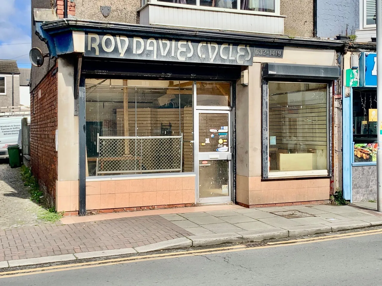flat for sale, Market Street, CH47
