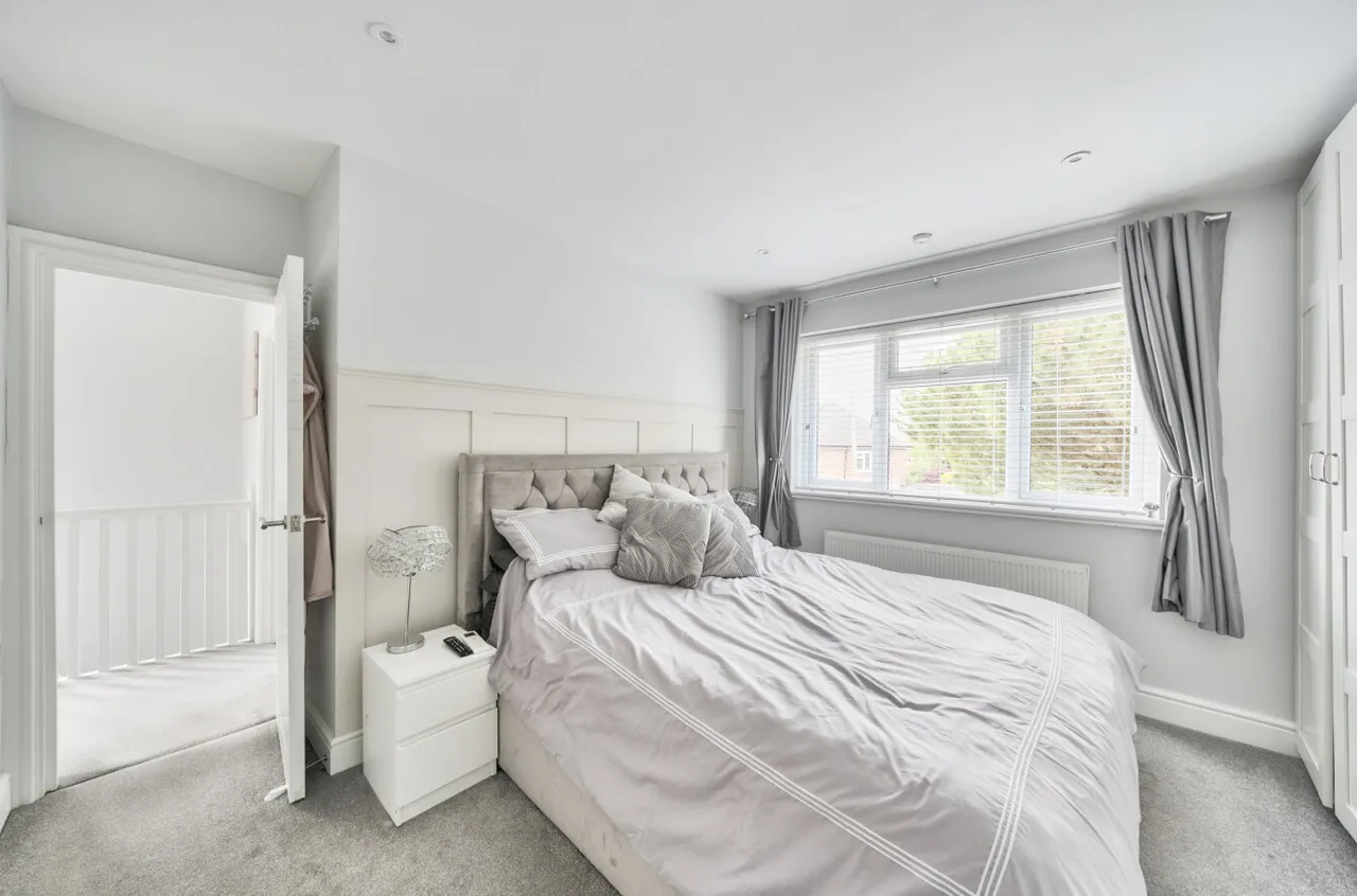 Worsley Road, Frimley, Camberley, Surrey, GU16 9BB, photo 6