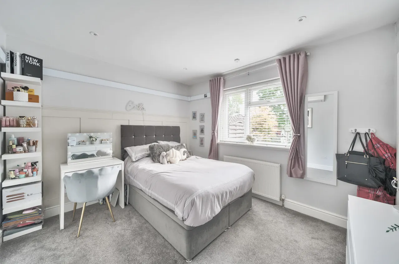 Worsley Road, Frimley, Camberley, Surrey, GU16 9BB, photo 7