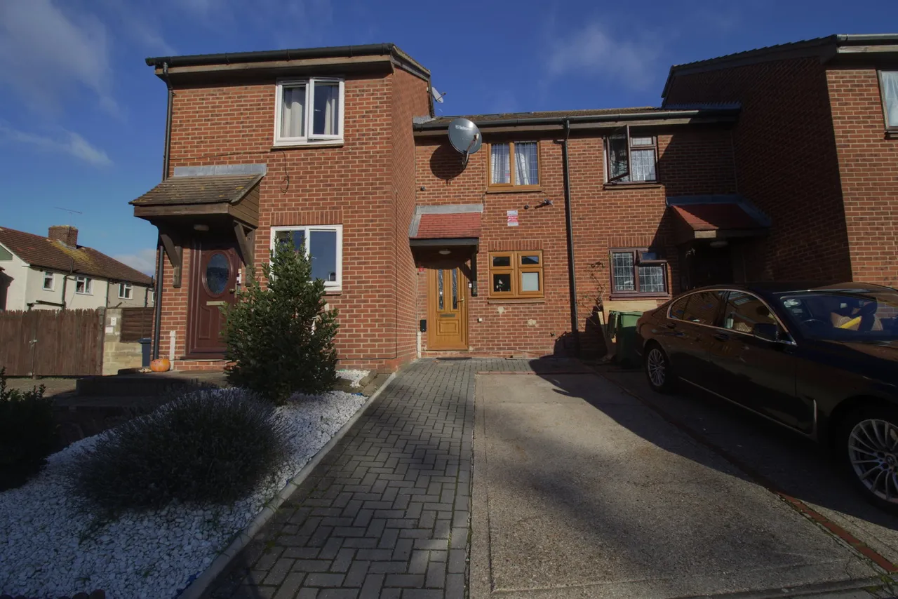 Joyners Close, Dagenham, RM9, photo 28