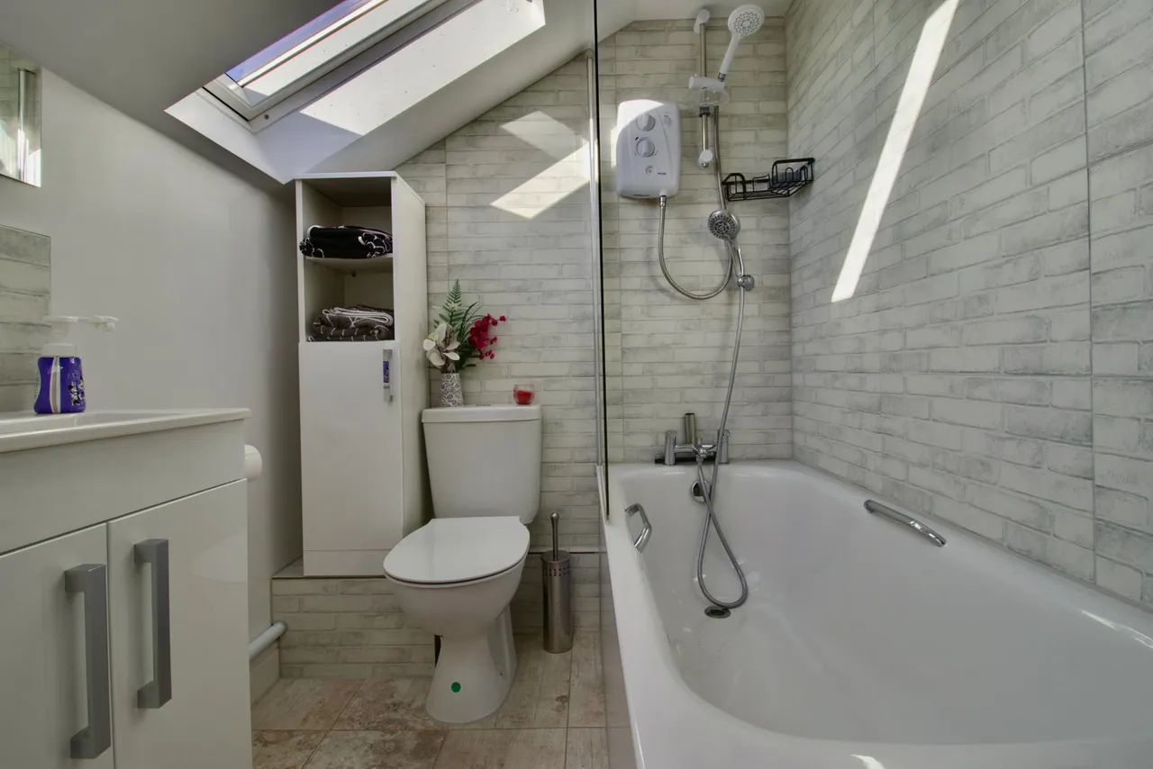Joyners Close, Dagenham, RM9, photo 23
