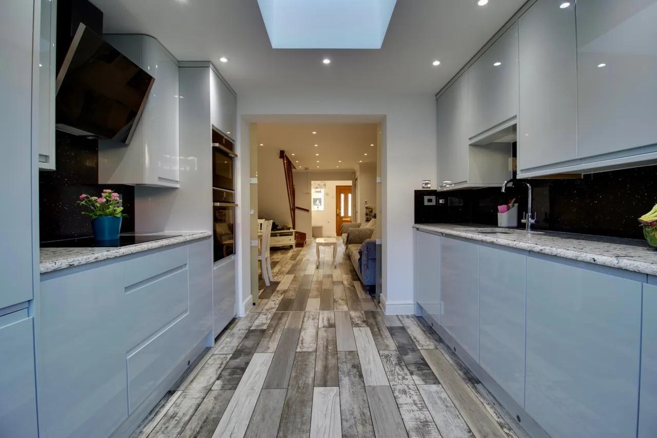 Joyners Close, Dagenham, RM9, photo 8