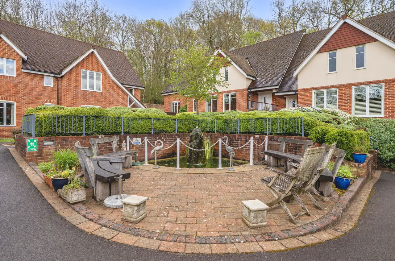 Salisbury Road, Sherfield English, SO51, photo 18