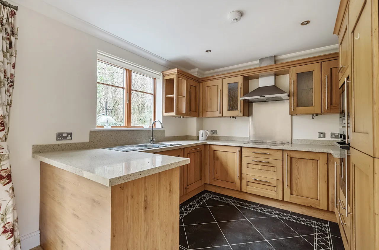 Salisbury Road, Sherfield English, SO51, photo 4