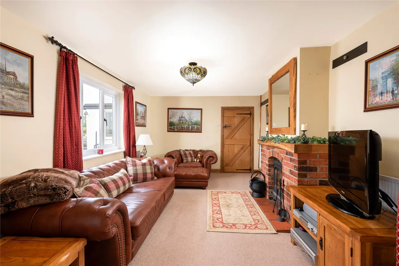 Merrymead Cottage, Bridgeway, HP18, photo 6