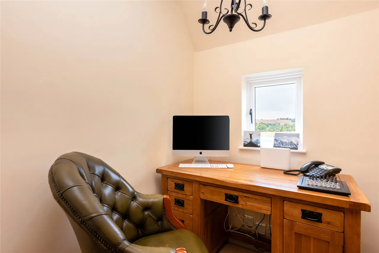 Merrymead Cottage, Bridgeway, HP18, photo 13