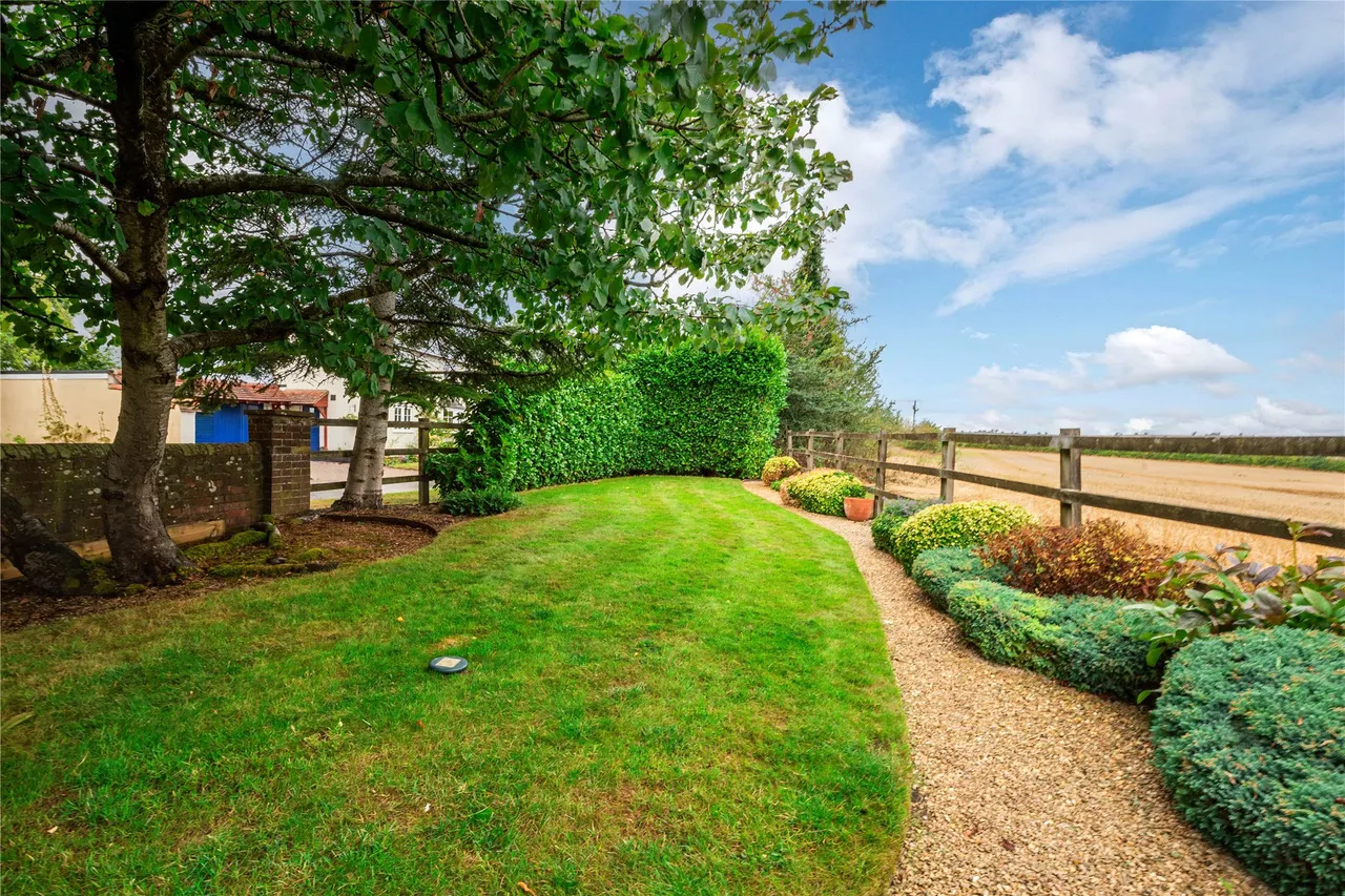 Merrymead Cottage, Bridgeway, HP18, photo 4