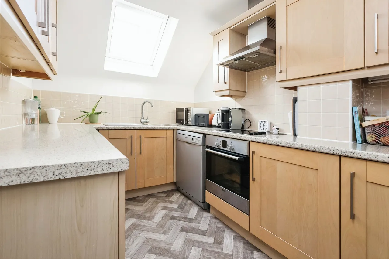 Magdala Court, The Butts, WR1, photo 11