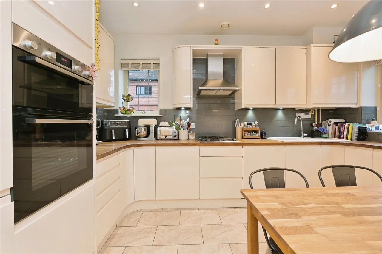 Clickers Place, Northampton, Northamptonshire, NN5, photo 6