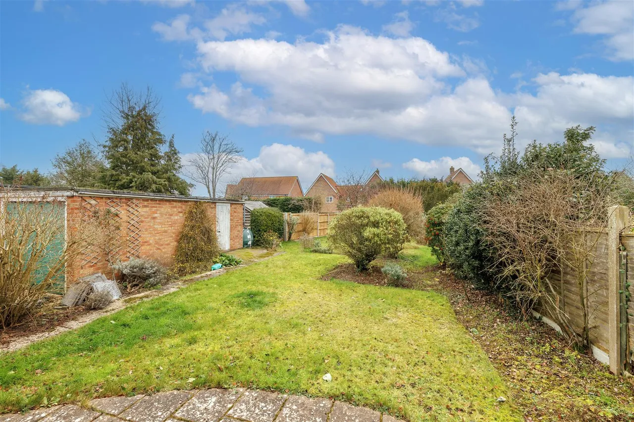 St. Michaels Way, Wenhaston, IP19, photo 17