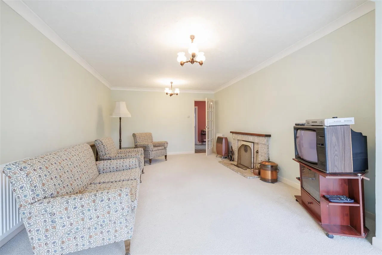 St. Michaels Way, Wenhaston, IP19, photo 6