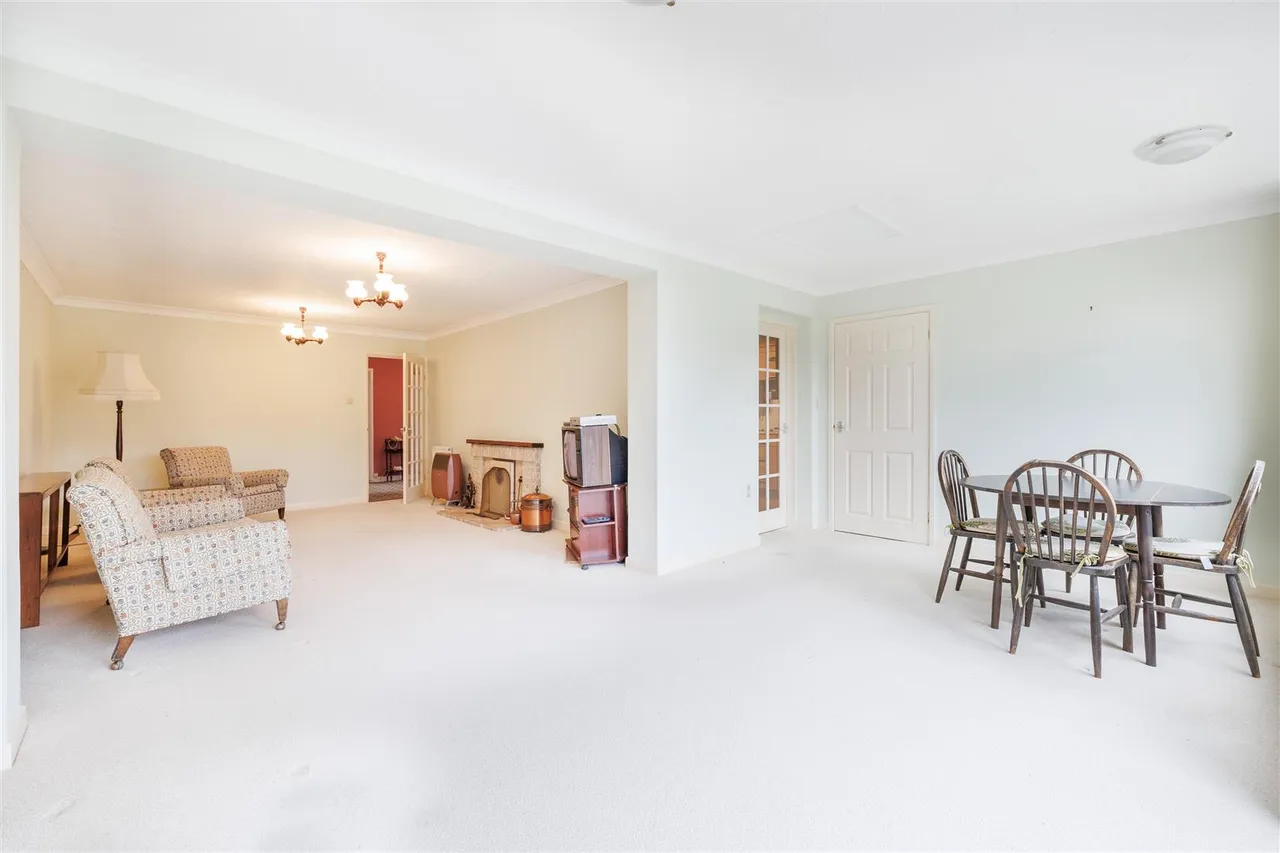 St. Michaels Way, Wenhaston, IP19, photo 3