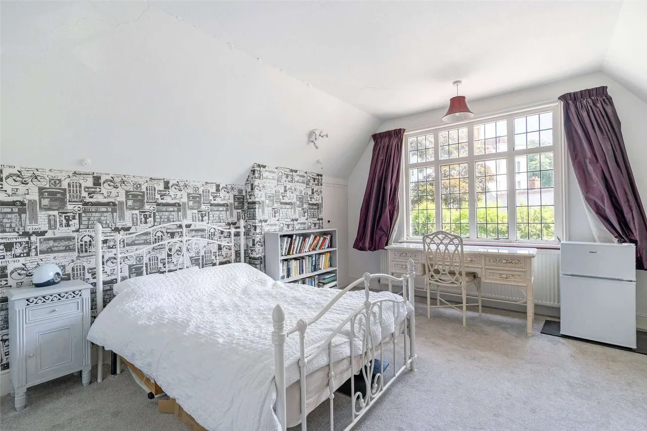 Parliament Lane, Burnham, Slough, Berkshire, SL1 8NT, photo 11